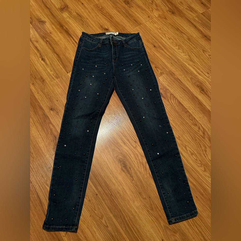 Mignon Jeans Women’s Studded and Beaded Jeans Size 11